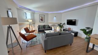 Kew Bridge by Viridian Apartments - 3