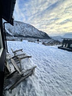 Hytte sentralt i Myrkdalen - 1
