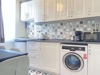 Central Flat Close to Galata Tower Metro - 2