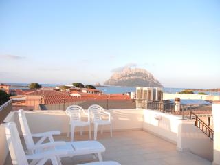 Guesthouse La Locanda - Comfy Rooms & Local Food - 7