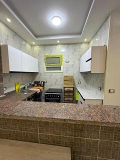 Luxury Sea View Apartment in a Prime Location - 6