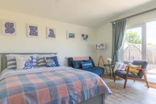 Pear Tree Cabin - 2