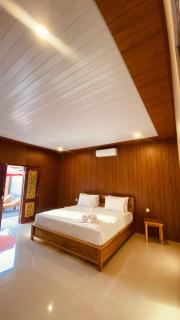 Sun Resort And Villa Gili Trawangan - 4