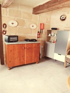 18th century Converted Sunshine Farmhouse Mezzanine with a large Terrace - 3