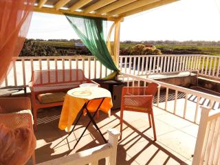 18th century Converted Sunshine Farmhouse Mezzanine with a large Terrace - 8