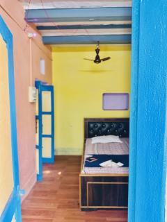 Suraj INN Home Stay - 9
