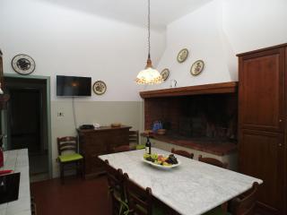 Holiday Home in Tuscany with Pool & Hills View - Montefiridolfi - 7