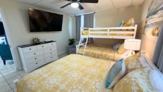 Direct Bayfront Sunsets - Boat Docks - Pool - Fish - 2