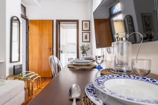 Arona center - Lake 108 - 10 meters from the lake - Wifi - AC - 1