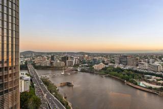 Star WaterView - All Inclusive - Resort Access - Gym Pool Sauna Spa - 3