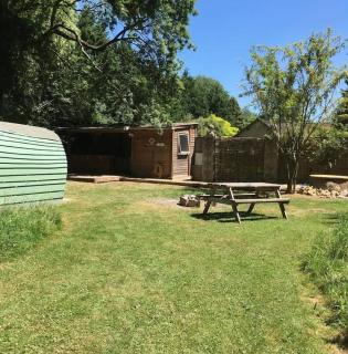 Private Island Glamping on riverbank with Hot tub - 6