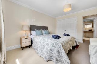 Spacious 4BR Haven in Low Fell Gateshead - 7