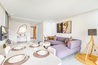 Luxurious pearl with terrace overlooking pool, parking - 8