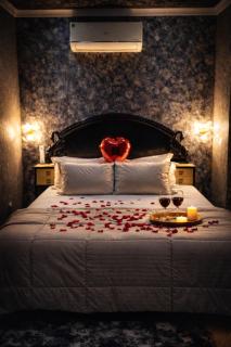 LA Stays Luxury 1BHK Apartment-Private Jacuzzi ,Terrace Garden ,Vikaspuri Delhi - 0