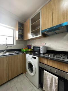 2-Bedroom lekki luxe haven - 2