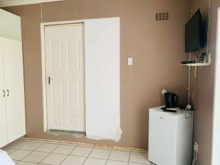 Rato Thato Guest House - 4