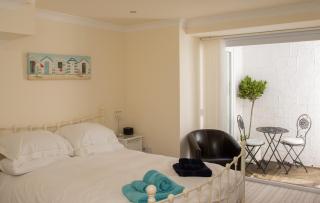 Ocean Deck Apartment with beautiful sea views - 3