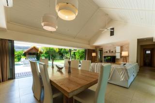 Spacious villa with private pool and 4 bedrooms - 5