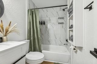 Dallas Cozy Hideway - 2