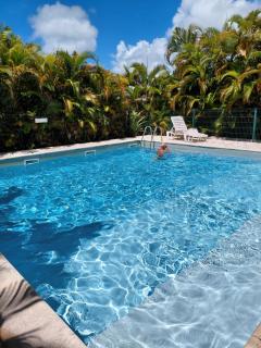 Kazajoubs, plage et commodités à pieds - 0
