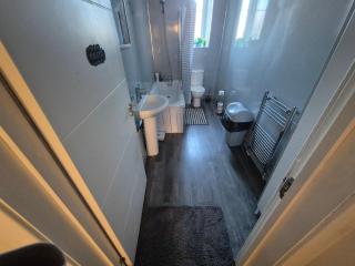 Cosy and Bright 3-bedroom flat - 3