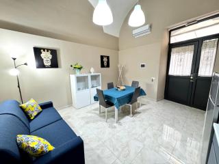 Holiday Home Leonic Catania - 4