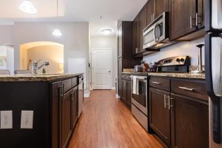 Landing Amazing 2BD Clubhouse Gym - 3