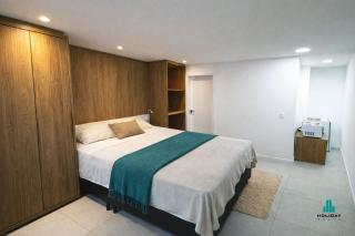Deluxe Rooms by Holiday Stays - 8