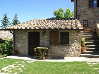 Holiday Home in Montone with Pool & Terrace - 9