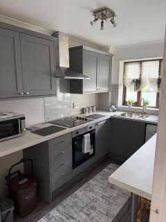 Lymington- Hidden Mews Retreat in Central Lymington - 3