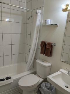 Wagon Wheel Motel - 6