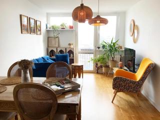 Warsaw Soul & Skyline, 3-Room Apartment in City Heart - Panoramic View - 9