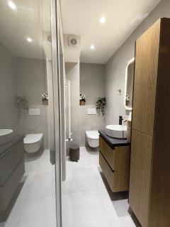 Ipokratio Loft - 2 min to Metro & Ipokratio Hospital - 1