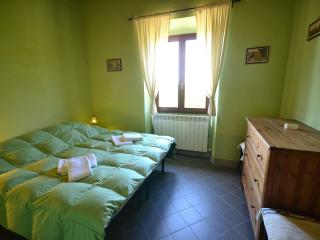 Scenic Apartment with Pool - 3