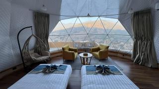 Highland Glamping Luxury Dome tent - 9