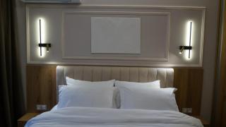 Lux Living Apartments - 8