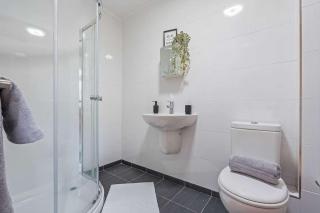 Stylish New York Loft - City Centre Stay - 6