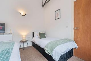 Stylish New York Loft - City Centre Stay - 8