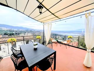 La Terrazza sul Lago a Cavriglia - 1