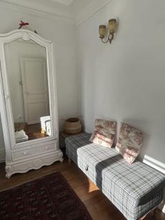 Charming apartment just steps from the Pantheon - Paris - 9