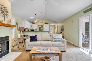 Reel Relaxed - Lakefront w/ Private Dock! - 5