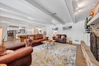 Scenic Point - Private Lakefront Home w/ Dock, Fire pit, outside shower & Hot tub - 7