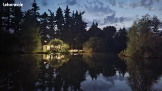 Domaine du Diot, son étang et son île - 7