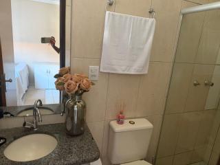 Apartamento de 3 quartos, no Condomínio Taperapuan Duplex, há 400m da praia, localizado próximo da barraca axé mói, boa beach e etc - 3