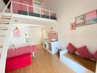 Family House with Garden - 9