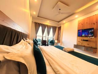 Pine Rock Hotel in Mussoorie Peaceful Stay - 0