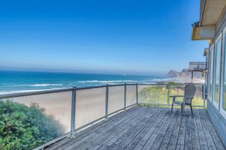 Roads End Light House - 3