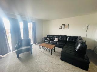 Updated 1BR Apartment Moss Rehab Save Monthly - 9
