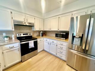 Tranquil Getaway - 5