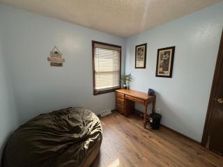 Soccer fans welcome! Cozy home in Kansas City area - 2
